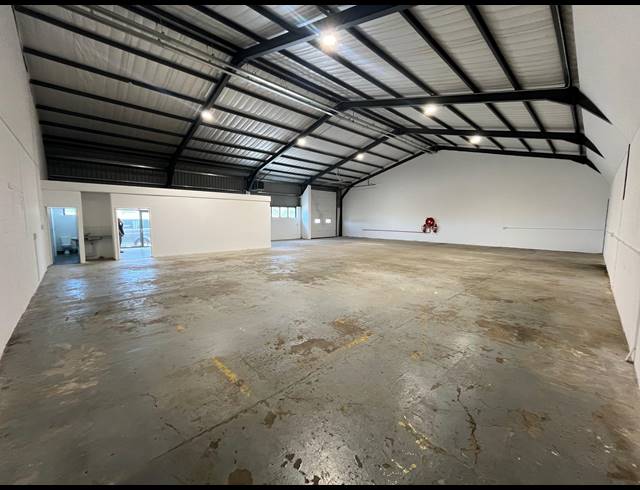 396M² WAREHOUSE TO LET IN TOKAI